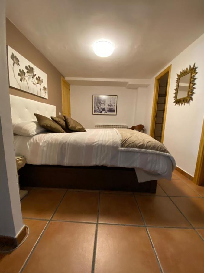 Bodega Intima Apartment ซาราโกซา ภายนอก รูปภาพ